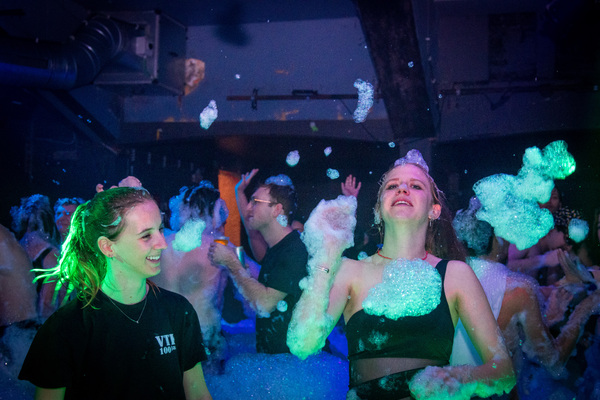 Schuimfuif // Foam party